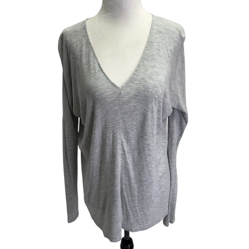 Vince Grey Long Sleeve V-Neck Top Size XS